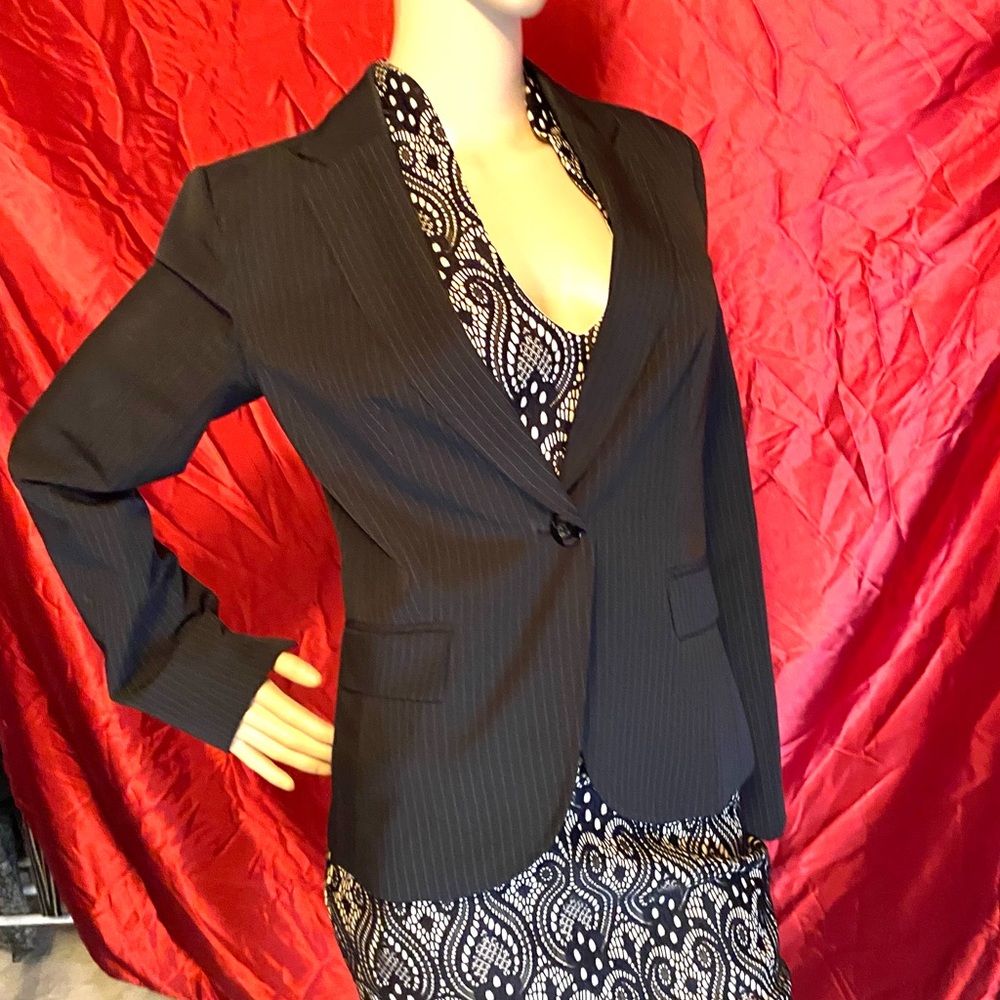 black lined blazer size S